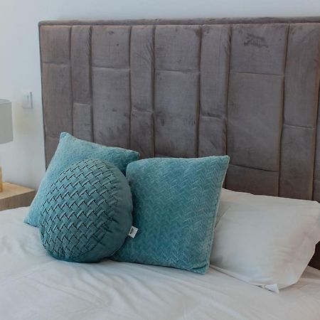 Stunning Apartment W/ Free Parking By Lovelystay بورتو المظهر الخارجي الصورة