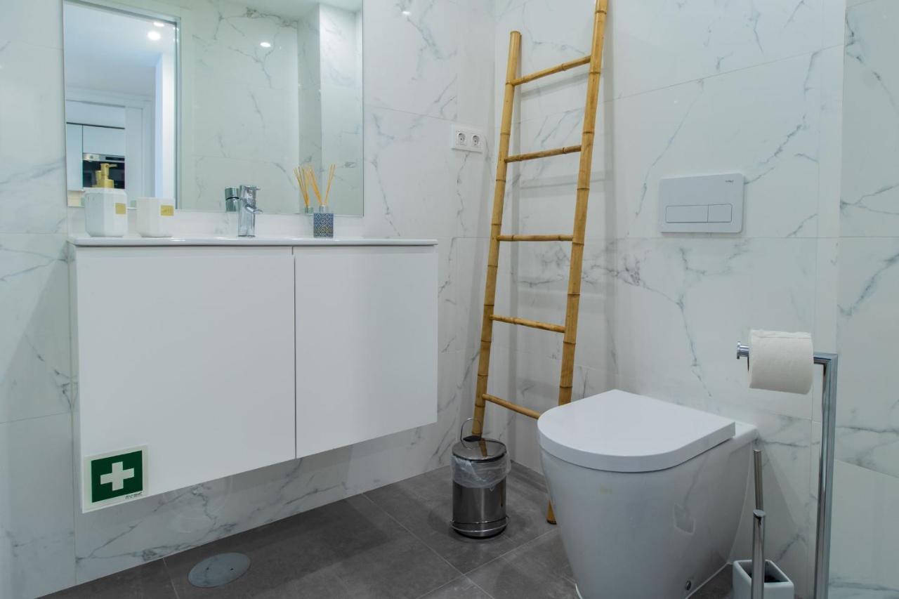 Stunning Apartment W/ Free Parking By Lovelystay بورتو المظهر الخارجي الصورة