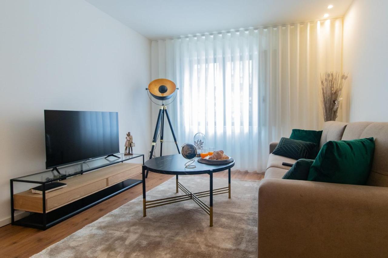 Stunning Apartment W/ Free Parking By Lovelystay بورتو المظهر الخارجي الصورة