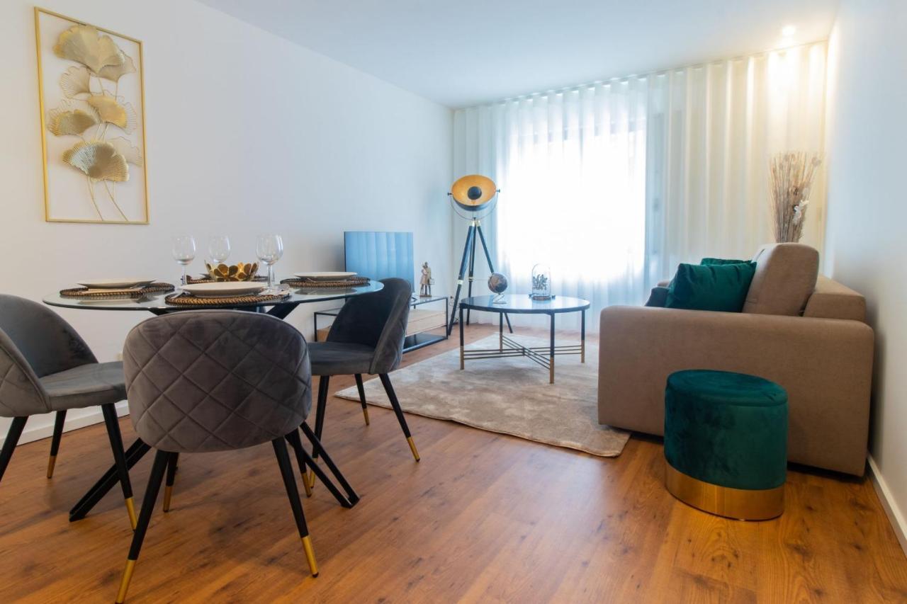 Stunning Apartment W/ Free Parking By Lovelystay بورتو المظهر الخارجي الصورة